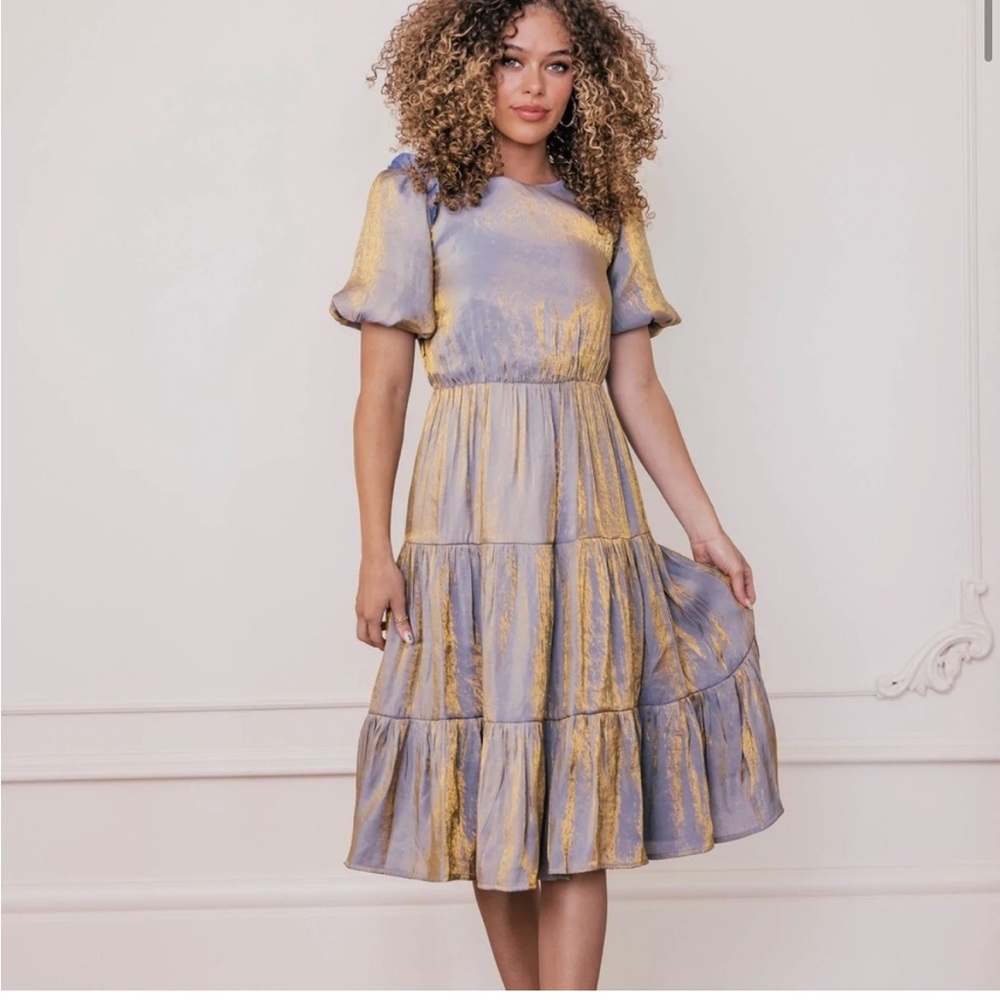 LIKE NEW! Women’s Jessakae Francis flute midi blue/gold dress